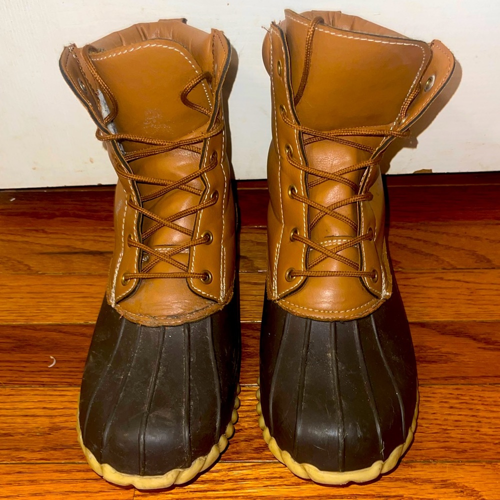 Women’s Brown Duck Boots- size 9
